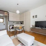 Beautiful Two-room In Maggiolina *