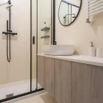 Beautiful Two-room In Maggiolina 公寓 *