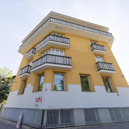 Beautiful Two-room In Maggiolina 公寓 米兰