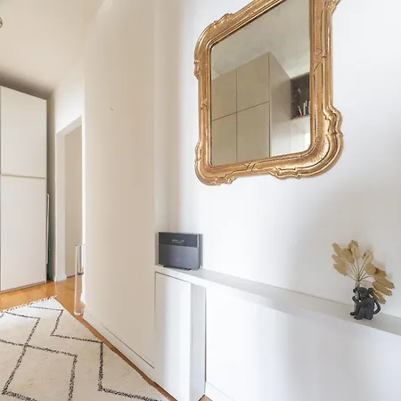 Beautiful Two-room In Maggiolina * Milán